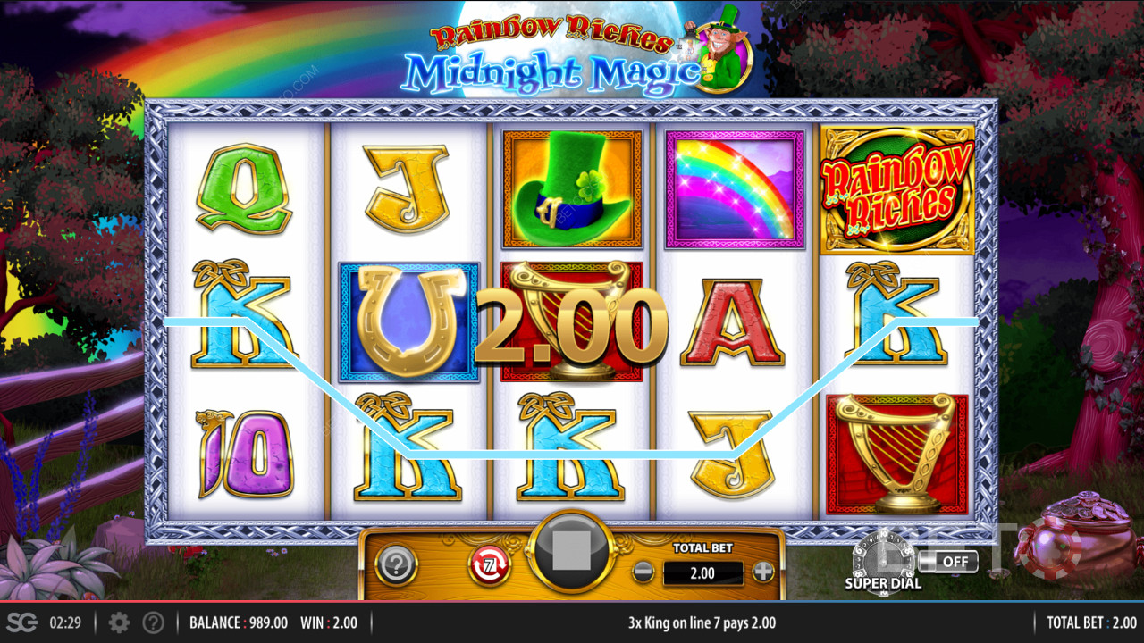 10 verschiedene aktive Gewinnlinien im Rainbow Riches Midnight Magic Slot